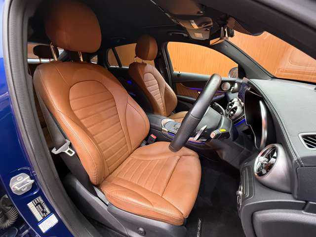 メルセデス・ベンツ ＧＬＣ２２０ d 4マチック クーペ AMGライン 千葉県 2019(令1)年 4.3万km ブリリアントブルーM レザーエクスクルーシブＰＫＧ　/ＡＣＣ　/パノラマＳＲ　/茶革　/Ｂｕｒｍｅｓｔｅｒサウンド　/ＨＵＤ　/ナビ　/ＴＶ　/３６０°　/シートＨ　/ベンチレーション　/電動リアゲート　/ＬＥＤヘッドライト　/ＲＳＰ　/ＥＴＣ