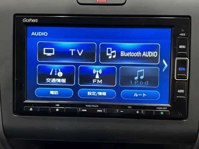 ホンダ フリード＋ ハイブリット G 埼玉県 2022(令4)年 4.3万km プラチナホワイトパール ホンダセンシング/純正メモリナビ/　　CD/DVD/BT/フルセグ/バックカメラ/両側パワースライドドア/レーダークルーズコントロール/LEDオートライト/シートヒーター/純正15インチアルミホイール/ステアリングスイッチ/ETC