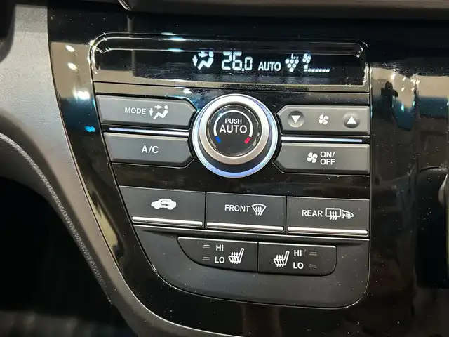 ホンダ フリード＋ ハイブリット G 埼玉県 2022(令4)年 4.3万km プラチナホワイトパール ホンダセンシング/純正メモリナビ/　　CD/DVD/BT/フルセグ/バックカメラ/両側パワースライドドア/レーダークルーズコントロール/LEDオートライト/シートヒーター/純正15インチアルミホイール/ステアリングスイッチ/ETC