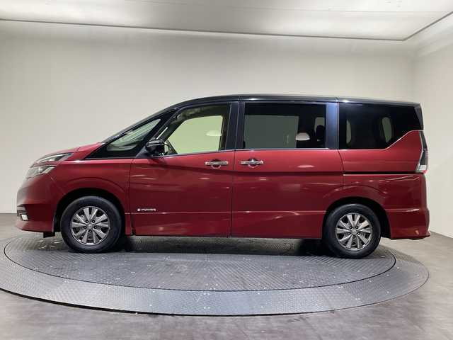 日産 セレナ e－パワー ハイウェイスター V 愛媛県 2018(平30)年 6万km マルーンレッド 2トーン ９型ナビ/フルセグ／Ｂｌｕｅｔｏｏｔｈ／ＵＳＢ/全方位カメラ/後席モニター/衝突軽減ブレーキ/レーダークルーズコントロール/ＥＴＣ/前後ドライブレコーダー/ＤＮ席シートヒーター/両側パワースライドドア/レーンキープアシスト/前後コーナーセンサー/LEDヘッドライト