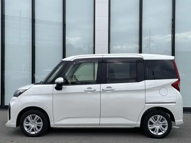 ダイハツ トール G 大阪府 2022(令4)年 3.4万km パールホワイトⅢ 社外7インチナビ(Strada)/　（フルセグTV/CD/DVD/Bluetooth/USB）/両側パワースライドドア　/バックカメラ　/純正フロアマット　/ＬＥＤヘッドライト　/オートハイビーム　/ＥＴＣ