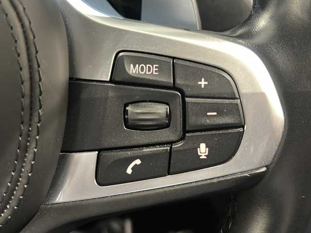 ＢＭＷ ５２３ｄ Mスポーツ 新潟県 2018(平30)年 3.7万km アルピンホワイトⅢ オプション/イノベーションパッケージ/・BMWディスプレイキー/・リモートパーキング/・BMWジェスチャーコントロール/・BMWヘッドアップディスプレイ/・ワイヤレスチャージング/標準装備/ドライビングアシストプラス/・アダプティブクルーズコントロール/・ステアリング・レーンコントロールアシスト/パーキングアシストプラス/・PDCパークディスタンスコントロール/・パーキングアシスト/・トップビュー・３Dビュー/・サイドビュー/・リアビュー/アダプティブLEDヘッドライト/・オートハイビーム/・コーナリングライト/アンビエントライト