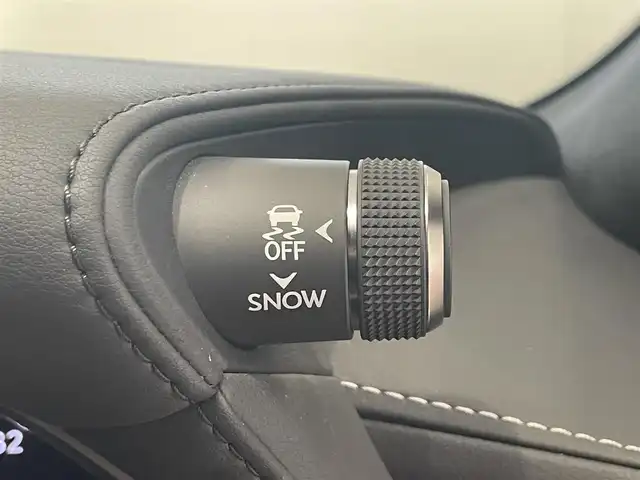 レクサス ＬＳ 500h EXECUTIVE AdvancedDrive 宮城県 2021(令3)年 5.8万km マンガンラスター ワンオーナー/プラチナ箔ドアトリム加飾/4WD/サンルーフ/マークレビンソンサウンド/純正後席モニター/デジタルインナーミラー/レクサスセーフティシステム＋/・プリクラッシュセーフティ/・フロントクロストラフィックアラート/・レーンディパーチャーアラート/・レーダークルーズコントロール/・ロードサインアシスト/ブラインドスポットモニター/パーキングアシスト/純正ナビ/・全方位カメラ/・Bluetooth/CD/DVD/HDMI/USB/AUX/フルセグTV/・純正ETC2.0/・純正ドライブレコーダー/オートブレーキホールド/電子パーキング/前後コーナーセンサー/ヘッドアップディスプレイ/電動リアゲート/パドルシフト/レザーシート/・パワーシート（全席）/・シートヒーター（運転席/助手席）/・エアーシート（運転席/助手席）/・シートメモリー（運転席）/・マッサージシート/・ステアリングヒーター/LEDヘッドライト/・オートライト/・フォグランプ/純正アルミホイール/純正フロアマット