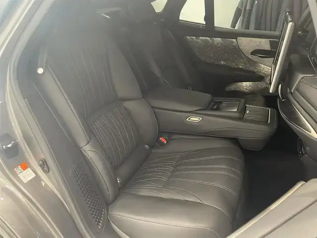レクサス ＬＳ 500h EXECUTIVE AdvancedDrive 宮城県 2021(令3)年 5.8万km マンガンラスター ワンオーナー/プラチナ箔ドアトリム加飾/4WD/サンルーフ/マークレビンソンサウンド/純正後席モニター/デジタルインナーミラー/レクサスセーフティシステム＋/・プリクラッシュセーフティ/・フロントクロストラフィックアラート/・レーンディパーチャーアラート/・レーダークルーズコントロール/・ロードサインアシスト/ブラインドスポットモニター/パーキングアシスト/純正ナビ/・全方位カメラ/・Bluetooth/CD/DVD/HDMI/USB/AUX/フルセグTV/・純正ETC2.0/・純正ドライブレコーダー/オートブレーキホールド/電子パーキング/前後コーナーセンサー/ヘッドアップディスプレイ/電動リアゲート/パドルシフト/レザーシート/・パワーシート（全席）/・シートヒーター（運転席/助手席）/・エアーシート（運転席/助手席）/・シートメモリー（運転席）/・マッサージシート/・ステアリングヒーター/LEDヘッドライト/・オートライト/・フォグランプ/純正アルミホイール/純正フロアマット
