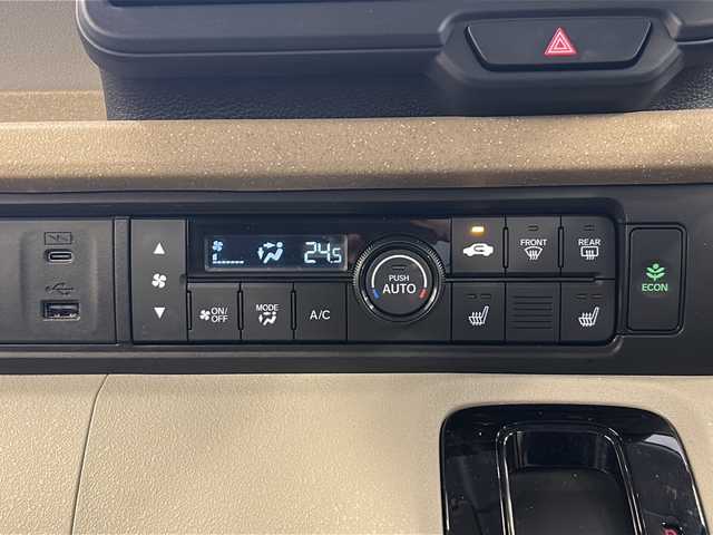 ホンダ Ｎ ＢＯＸ 岐阜県 2023(令5)年 1.7万km クリスタルブラックパール 両側パワースライドドア/ACC(アダティブクルーズコントロール)/Gathers純正ナビ/バックカメラ/フルセグテレビ/Bluetooth/iPod接続/ETC/オートエアコン/チップアップシート/プッシュスタート/スマートキー/スペアキー/純正フロアマット/オートライト/LEDヘッドライト/前後コーナーセンサー/取扱説明書・保証書付