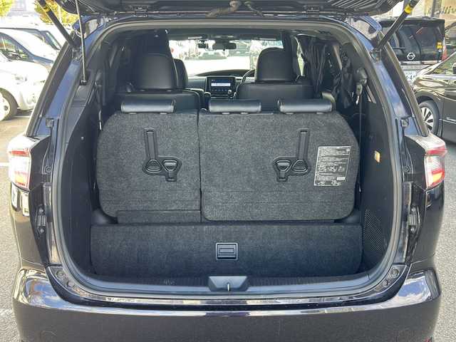 トヨタ エスティマ アエラス プレミアム G 大阪府 2017(平29)年 7.7万km スパークリングブラックパールクリスタルシャイン 衝突軽減システム　両側パワースライドドア　９型純正ナビ　フルセグＴＶ　ＣＤ　ＤＶＤ　Bluetooth　ＨＤＭＩ　バックカメラ　１２．１型純正フリップダウンモニター　ハーフレザーシート　前席シートヒーター　運転席パワーシート　ＥＴＣ　7人乗り　パワーバックドア　クルーズコントロール　コンビハンドル　ドライブレコーダー　AC100V充電　プッシュスタート　スマートキー　スペアキー　取扱説明書　保証書　