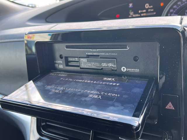 トヨタ エスティマ アエラス プレミアム G 大阪府 2017(平29)年 7.7万km スパークリングブラックパールクリスタルシャイン 衝突軽減システム　両側パワースライドドア　９型純正ナビ　フルセグＴＶ　ＣＤ　ＤＶＤ　Bluetooth　ＨＤＭＩ　バックカメラ　１２．１型純正フリップダウンモニター　ハーフレザーシート　前席シートヒーター　運転席パワーシート　ＥＴＣ　7人乗り　パワーバックドア　クルーズコントロール　コンビハンドル　ドライブレコーダー　AC100V充電　プッシュスタート　スマートキー　スペアキー　取扱説明書　保証書　