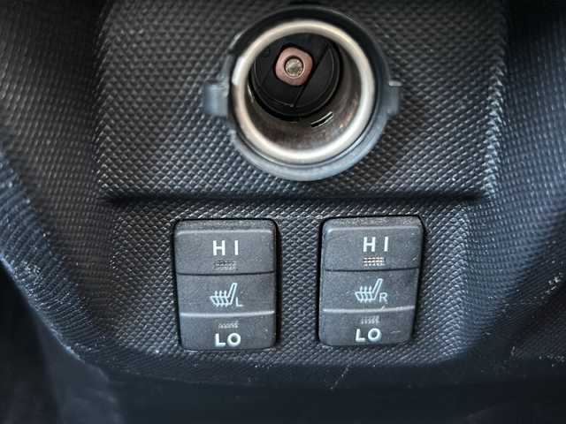 トヨタ エスティマ アエラス プレミアム G 大阪府 2017(平29)年 7.7万km スパークリングブラックパールクリスタルシャイン 衝突軽減システム　両側パワースライドドア　９型純正ナビ　フルセグＴＶ　ＣＤ　ＤＶＤ　Bluetooth　ＨＤＭＩ　バックカメラ　１２．１型純正フリップダウンモニター　ハーフレザーシート　前席シートヒーター　運転席パワーシート　ＥＴＣ　7人乗り　パワーバックドア　クルーズコントロール　コンビハンドル　ドライブレコーダー　AC100V充電　プッシュスタート　スマートキー　スペアキー　取扱説明書　保証書　