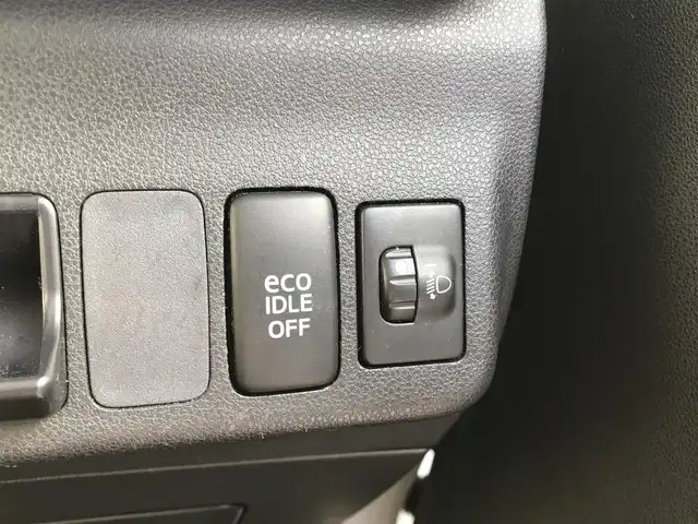 ダイハツ ミラ ココア X スペシャルコーデ 富山県 2013(平25)年 9万km パールホワイトⅢ/ミストブルーマイカメタリック 2トーン 4WD/カーオーディオ/ドライブレコーダー/スマートキー/スタッドレスタイヤ車載/ETC/ベンチシート/ヘッドライトレベライザー/電動格納ミラー/パワーウインドウ