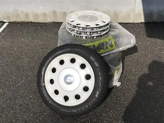 ダイハツ ミラ ココア X スペシャルコーデ 富山県 2013(平25)年 9万km パールホワイトⅢ/ミストブルーマイカメタリック 2トーン 4WD/カーオーディオ/ドライブレコーダー/スマートキー/スタッドレスタイヤ車載/ETC/ベンチシート/ヘッドライトレベライザー/電動格納ミラー/パワーウインドウ