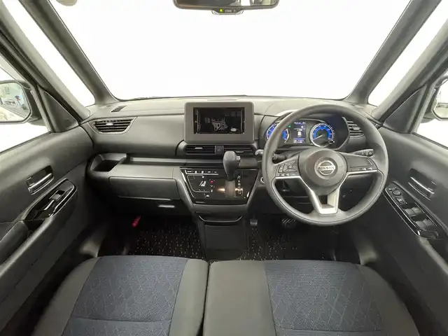 日産 ルークス ハイウェイスター X 熊本県 2021(令3)年 4.2万km フローズンバニラパール 禁煙車　/全方位カメラ　/バックカメラ　/片側パワースライドドア　/前後クリアランスソナー　/アイドリングストップ　/サーキュレーター　/エマージェンシーブレーキ　/車線逸脱警報　/先行車発進お知らせ機能/ふらつき警報機能/道路標識表示/速度標識表示/横滑り防止/純正フロアマット/純正１４インチAW/オートライト/LEDヘッドライト/フォグランプ/スマートキー/プッシュスタート/スペアキー1本