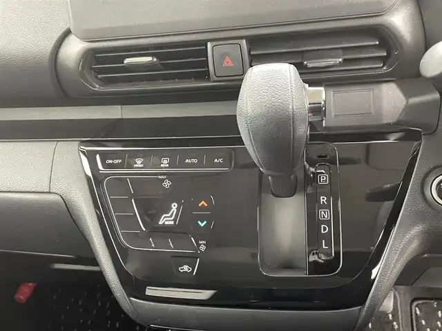 日産 ルークス ハイウェイスター X 熊本県 2021(令3)年 4.2万km フローズンバニラパール 禁煙車　/全方位カメラ　/バックカメラ　/片側パワースライドドア　/前後クリアランスソナー　/アイドリングストップ　/サーキュレーター　/エマージェンシーブレーキ　/車線逸脱警報　/先行車発進お知らせ機能/ふらつき警報機能/道路標識表示/速度標識表示/横滑り防止/純正フロアマット/純正１４インチAW/オートライト/LEDヘッドライト/フォグランプ/スマートキー/プッシュスタート/スペアキー1本