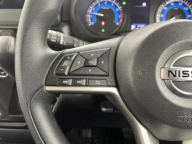 日産 ルークス ハイウェイスター X 熊本県 2021(令3)年 4.2万km フローズンバニラパール 禁煙車　/全方位カメラ　/バックカメラ　/片側パワースライドドア　/前後クリアランスソナー　/アイドリングストップ　/サーキュレーター　/エマージェンシーブレーキ　/車線逸脱警報　/先行車発進お知らせ機能/ふらつき警報機能/道路標識表示/速度標識表示/横滑り防止/純正フロアマット/純正１４インチAW/オートライト/LEDヘッドライト/フォグランプ/スマートキー/プッシュスタート/スペアキー1本