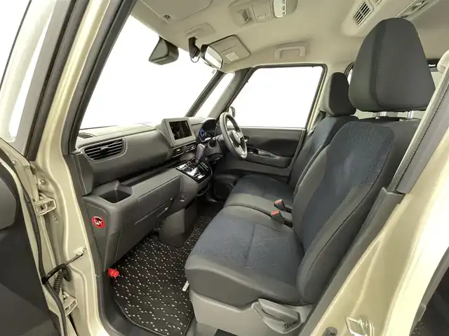 日産 ルークス ハイウェイスター X 熊本県 2021(令3)年 4.2万km フローズンバニラパール 禁煙車　/全方位カメラ　/バックカメラ　/片側パワースライドドア　/前後クリアランスソナー　/アイドリングストップ　/サーキュレーター　/エマージェンシーブレーキ　/車線逸脱警報　/先行車発進お知らせ機能/ふらつき警報機能/道路標識表示/速度標識表示/横滑り防止/純正フロアマット/純正１４インチAW/オートライト/LEDヘッドライト/フォグランプ/スマートキー/プッシュスタート/スペアキー1本