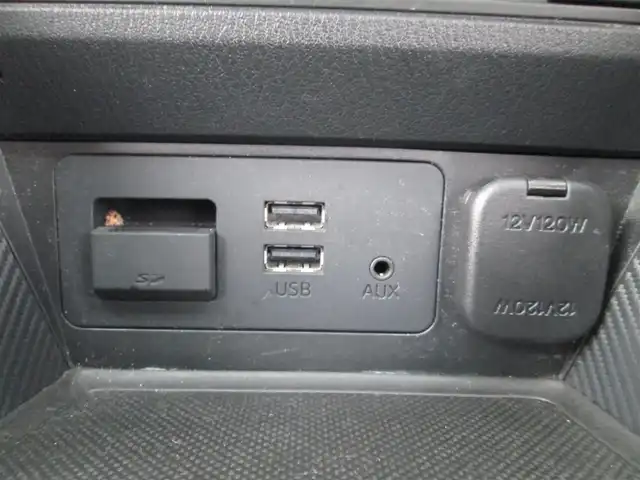 マツダ ＣＸ－３ XD ツーリング 千葉県 2015(平27)年 3.5万km クリスタルホワイトパールマイカ マツダコネクトナビ/バックカメラ/オーディオ【CD/DVD/USB/BT】/LEDヘッドライト＆ハロゲンフォグ/純正18インチアルミホイール/ウィンカードアミラー/ハーフレザーシート/レーダークルーズコントロール/ブラインドスポットモニター/ヘッドアップディスプレイ/アイドリングストップ/スイッチ付き革巻きステアリング/スマートキー/ETC/新車整備手帳/取扱説明書/スペアキー