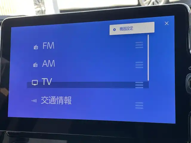 トヨタ シエンタ ハイブリッド Z 東京都 2025(令7)年 0.8万km ベージュ 純正ナビ/・フルセグTV　Bluetooth　USB/全周囲カメラ　/両側電動スライドドア　/ドライブレコーダー　/純正フロアマット　/ＢＳＭ　/ＥＴＣ　/オートＨＶ　/コーナーセンサー　/ＬＥＤヘッドライト　　/衝突被害軽減システム　/ABS/横滑り防止装置/レーンアシスト/オートライト
