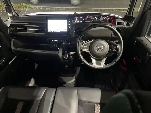 ホンダ Ｎ ＢＯＸ 新潟県 2019(平31)年 2.2万km プラチナホワイトパール ワンオーナー/ターボ/社外スタッドレスタイヤ装着/純正ホイール夏タイヤ車載/メモリナビ/ワンセグテレビ/バックカメラ/ウィンカーミラー/ホンダセンシング/プッシュスタート/両側パワースライドドア/ETC/Bluetooth/純正フロアマット/スペアキー1個