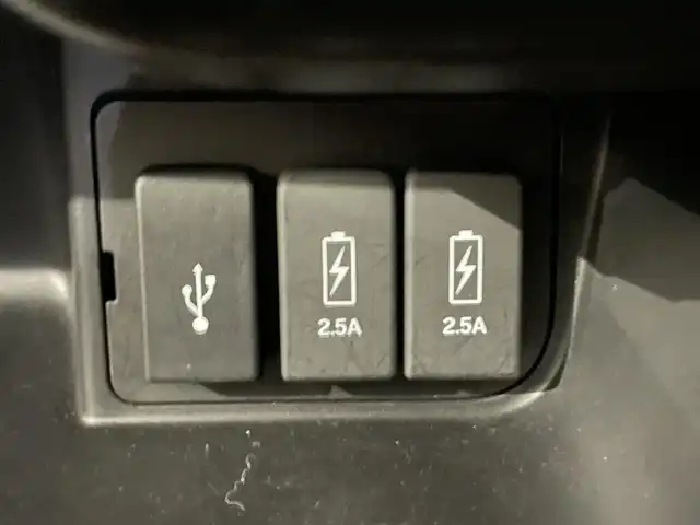 ホンダ Ｎ ＢＯＸ 新潟県 2019(平31)年 2.2万km プラチナホワイトパール ワンオーナー/ターボ/社外スタッドレスタイヤ装着/純正ホイール夏タイヤ車載/メモリナビ/ワンセグテレビ/バックカメラ/ウィンカーミラー/ホンダセンシング/プッシュスタート/両側パワースライドドア/ETC/Bluetooth/純正フロアマット/スペアキー1個