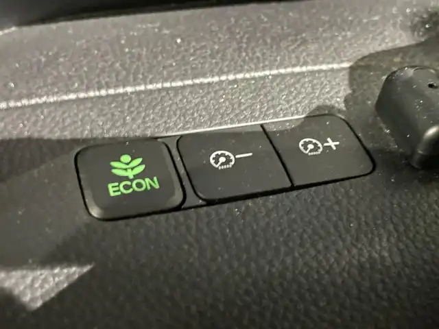 ホンダ Ｎ ＢＯＸ 新潟県 2019(平31)年 2.2万km プラチナホワイトパール ワンオーナー/ターボ/社外スタッドレスタイヤ装着/純正ホイール夏タイヤ車載/メモリナビ/ワンセグテレビ/バックカメラ/ウィンカーミラー/ホンダセンシング/プッシュスタート/両側パワースライドドア/ETC/Bluetooth/純正フロアマット/スペアキー1個