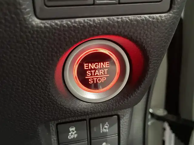 ホンダ Ｎ ＢＯＸ 新潟県 2019(平31)年 2.2万km プラチナホワイトパール ワンオーナー/ターボ/社外スタッドレスタイヤ装着/純正ホイール夏タイヤ車載/メモリナビ/ワンセグテレビ/バックカメラ/ウィンカーミラー/ホンダセンシング/プッシュスタート/両側パワースライドドア/ETC/Bluetooth/純正フロアマット/スペアキー1個