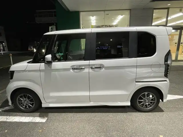ホンダ Ｎ ＢＯＸ 新潟県 2019(平31)年 2.2万km プラチナホワイトパール ワンオーナー/ターボ/社外スタッドレスタイヤ装着/純正ホイール夏タイヤ車載/メモリナビ/ワンセグテレビ/バックカメラ/ウィンカーミラー/ホンダセンシング/プッシュスタート/両側パワースライドドア/ETC/Bluetooth/純正フロアマット/スペアキー1個