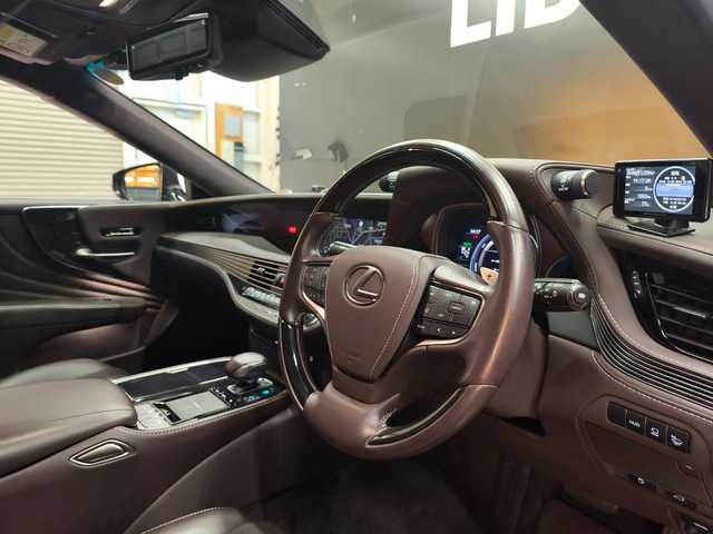 レクサス ＬＳ 500h バージョンL 群馬県 2019(平31)年 5.2万km ソニックアゲート モデリスタエアロ/社外アルパインリヤモニター/レクサスセーフティプラス/全方位カメラ/ヘリンボーンパネル/デジタルインナーミラー/ダークブラウンレザーシート/全席シートベンチレーション