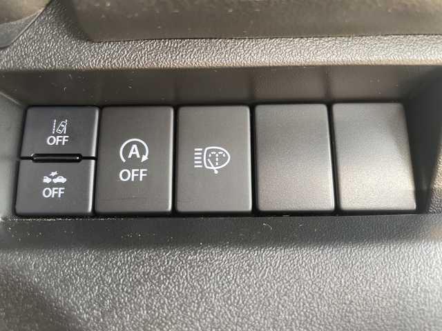 スズキ ジムニー XC 大阪府 2024(令6)年 1.1万km ミディアムグレー ＤＡＭＤグリル/カヤバショックアブソーバー/アピオ16インチアルミホイール/ボンネットダンパー/黒革調シートカバー/ラバーフロアマット/ディスプレイオーディオ/CD/BT/USB/バックカメラ/ドライブレコーダー/衝突軽減システム/レーンキープアシスト/クルーズコントロール/LEDヘッドライト/オートライト/ヒーテッドドアミラー/ヘッドライトウォッシャー/取説/保証書/スペアキーｘ１