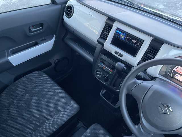 スズキ ハスラー A 道東・釧路十勝 2017(平29)年 3.9万km クールカーキPM 4WD/シートヒーター/カーオーディオプレイヤー/・AM・FM・CD/ライトレベライザー/フロアマット