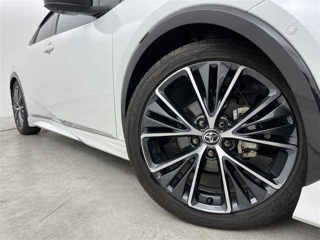 トヨタ プリウス Z 福岡県 2023(令5)年 1.6万km プラチナホワイトパールマイカ ワンオーナー　/モデリスタエアロ　/サンルーフ　/純正ＤＡナビ　/全方位カメラ　/ナビ連動ドラレコ　/ＥＴＣ２．０　/ＡＣＣ　/コーナーセンサー　/ＰＣＳ　/ＬＤＡ　/ＢＳＭ　/ＰＫＳＢ　/パーキングアシスト　/電動リアゲート