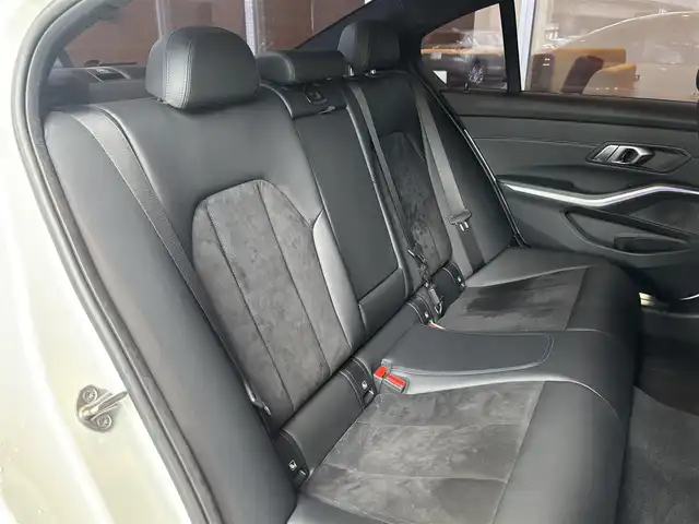 ＢＭＷ ３２０ｄ xDrive Mスポーツ 宮城県 2019(令1)年 2.8万km アルピンホワイトⅢ コンフォートパッケージ　/ACC　/LKA　/LCW　/iDriveナビ/バックカメラ　/PDC　/ハーフレザーシート(黒)　/シートヒーター　/パワーシート　/コンフォートアクセス　/パワーバックドア　/18インチAW　/置くだけ充電