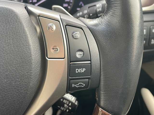レクサス ＧＳ 350 バージョンL 青森県 2015(平27)年 10.3万km ホワイトパールクリスタルシャイン 4WD/寒冷地仕様/純正ナビ・フルセグTV/CD・DVD・Bluetooth・SD/バックカメラ/本革シート/前席エアシート・パワーシート/前後席シートヒーター/ステアリングヒーター/OPプリクラッシュセーフティ/OPレーダークルーズコントロール/OPブラインドスポットモニター/OPクリアランスソナー/OPカラーヘッドアップディスプレイ/OPパワートランクリッド/リア電動サンシェード/リアドア手動サンシェード/純正ドライブレコーダー/ビルトインETC/ワイパーデアイサー/HIDヘッドライト/LEDフォグランプ/リアフォグランプ/純正18インチアルミ