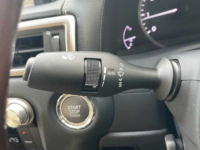 レクサス ＧＳ 350 バージョンL 青森県 2015(平27)年 10.3万km ホワイトパールクリスタルシャイン 4WD/寒冷地仕様/純正ナビ・フルセグTV/CD・DVD・Bluetooth・SD/バックカメラ/本革シート/前席エアシート・パワーシート/前後席シートヒーター/ステアリングヒーター/OPプリクラッシュセーフティ/OPレーダークルーズコントロール/OPブラインドスポットモニター/OPクリアランスソナー/OPカラーヘッドアップディスプレイ/OPパワートランクリッド/リア電動サンシェード/リアドア手動サンシェード/純正ドライブレコーダー/ビルトインETC/ワイパーデアイサー/HIDヘッドライト/LEDフォグランプ/リアフォグランプ/純正18インチアルミ