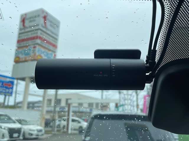 クライスラー・ジープ ジープ グランドチェロキー SRT8 秋田県 2016(平28)年 4.5万km 黒 純正メモリナビ/USB　SD　AUX　フルセグTV　Bluetooth　CD　DVD/バックカメラ/フロントカメラ/サンルーフ/コーナーセンサー（前後）/クルーズコントロール/パワーアックドア/レザーシート/シートヒーター/パワーシート/ベンチレーション/ステアリングヒーター/オートライト/ETC/純正20インチアルミホイール/スペアキーあり