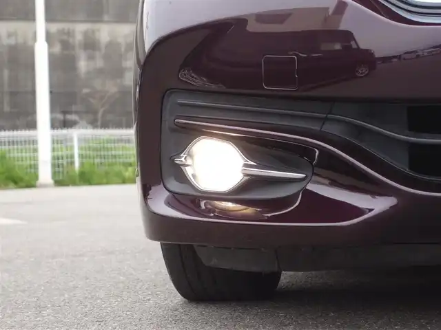 ホンダ シャトル ハイブリッド X 山形県 2015(平27)年 7.7万km ミスティックガーネットP 衝突被害軽減システム/純正メモリナビ/　　【CD DVD BT ワンセグ USB AUX】/バックカメラ/クルーズコントロール/LEDオートヘッドライト/ハーフレザーシート/ドライブレコーダー/アイドリングストップ/ステアリングスイッチ/パドルシフト/電動格納ウィンカーミラー/フォグランプ/スマートキー×2