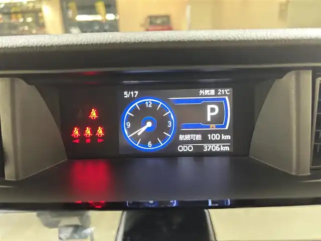 トヨタ ルーミー カスタムG 愛媛県 2022(令4)年 0.4万km ブラックマイカメタリック/ファイアークォーツレッドメタリック スマートアシスト　レーダークルーズコントロール　純正SDナビ　Bluetooth　CD　DVD　フルセグ　SD　全周囲カメラ　両側パワースライドドア　シートヒーター　ステアリングリモコン　アイドリングストップ　ドライブレコーダー　LEDヘッドライト　