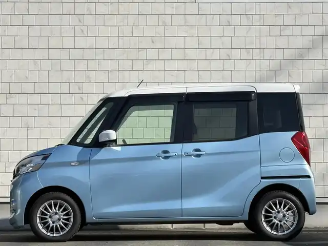 三菱 ｅＫスペース G スタイルエディション 岩手県 2016(平28)年 4.9万km シルキーホワイト/ライトニングブルーマイカ 禁煙車/4WD/両側パワースライドドア/純正エンジンスターター/運転席シートヒーター/社外ナビ/→フルセグTV/Bluetooth/CD/DVD/FM/AM/バックカメラ/TVキャンセラー/横滑り防止機能/衝突被害軽減システム/〇プッシュスタート/〇電動格納ミラー/〇ドアバイザー/〇フロアマット/フォグライト/夏タイヤ純正アルミホイール車載/→155/65/R14（4mm×4本