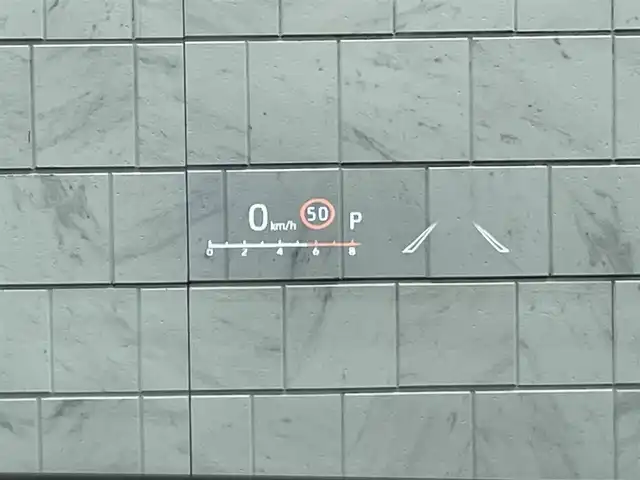 トヨタ アクア Z 愛知県 2022(令4)年 0.9万km ダークブルーマイカM ・純正ディスプレイオーディオ（ナビあり）/・バックカメラ/・ETC（新セキュリティ対応）/・Bluetooth/USB接続/・純正フロアマット/・純正１５インチアルミホイール/・アダプティブクルーズコントロール/・パーキングアシスト/・LEDヘッドライト/・オートマチックハイビーム/・コーナーセンサー/・横滑り防止装置/・衝突軽減ブレーキ/・レーンキープアシスト/・ブラインドスポットモニター/・ドライブレコーダー（前後）/・充電用USBポート（1個）/・AC100V