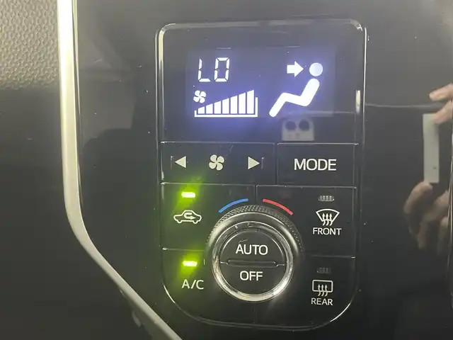 トヨタ タンク カスタムG－T 茨城県 2018(平30)年 7万km ブラックマイカメタリック 純正9型ナビ/全方位カメラ/フルセグ/衝突被害軽減ブレーキ/車線逸脱抑制装置/クルーズコントロール/クリアランスソナー/両側電動スライドドア/ドラレコ/純正15インチAW/LEDヘッドライト/スマートキー