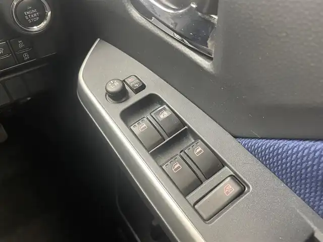 トヨタ タンク カスタムG－T 茨城県 2018(平30)年 7万km ブラックマイカメタリック 純正9型ナビ/全方位カメラ/フルセグ/衝突被害軽減ブレーキ/車線逸脱抑制装置/クルーズコントロール/クリアランスソナー/両側電動スライドドア/ドラレコ/純正15インチAW/LEDヘッドライト/スマートキー