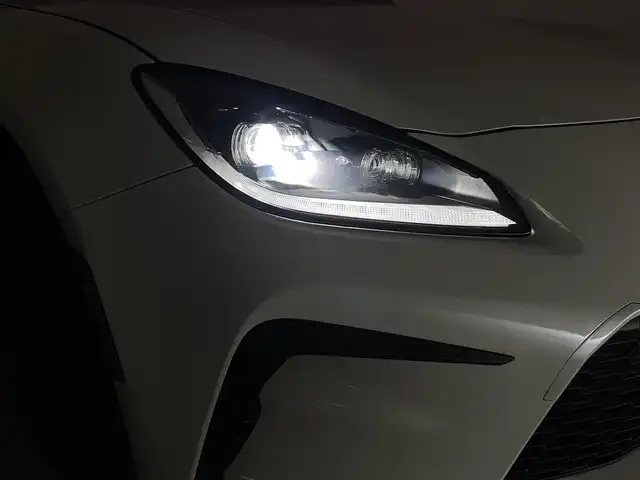 トヨタ ＧＲ８６ RZ 群馬県 2022(令4)年 3万km クリスタルホワイトパール 純正9インチナビ/・AM/FM/CD/DVD/SD/Bluetooth/フルセグTV/バックカメラ/クルーズコントロール/前席シートヒーター/ステアリング連動ヘッドランプ/後側方警戒支援システム/左右独立温度コントロールフルオートエアコン/Bi-Beam LEDヘッドランプ（オートレベリング機能付＋LEDクリアランスランプ＋LEDターンランプ）/マクファーソンストラット式フロントサスペンション/ダブルウィッシュボーン式リヤサスペンション/トルセンLSD（リミテッド・スリップ・デフ）/純正18インチアルミホイール