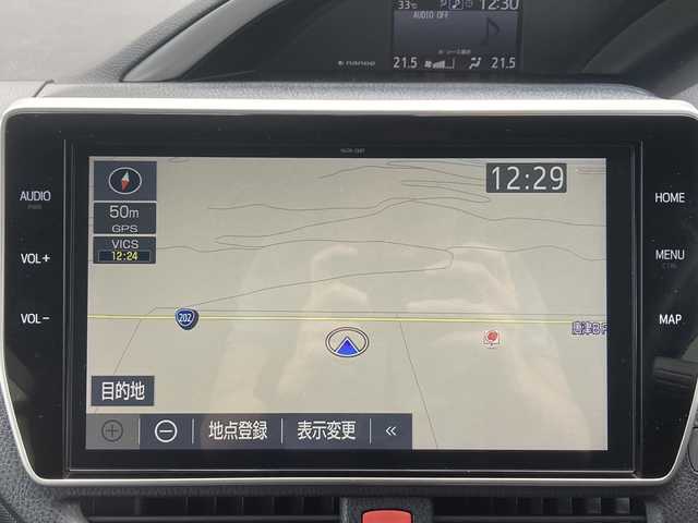 トヨタ ヴォクシー ZS 煌Ⅲ 佐賀県 2021(令3)年 3.3万km ホワイトパールクリスタルシャイン モデリスタエアロ/純正10インチナビ/純正フリップダウンモニター/バックカメラ/トヨタセーフティセンス/・プリクラッシュセーフティ/・レーンディパーチャーアラート/・オートハイビーム/クリアランスソナー/クルーズコントロール/両側パワースライドドア/ドライブレコーダー/アイドリングストップ/ビルトインETC2.0/革調シートカバー/ステアリングリモコン/プッシュスタート/スマートキー/LEDヘッドライト/フォグライト/純正アルミホイール