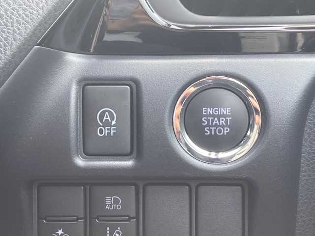 トヨタ ヴォクシー ZS 煌Ⅲ 佐賀県 2021(令3)年 3.3万km ホワイトパールクリスタルシャイン モデリスタエアロ/純正10インチナビ/純正フリップダウンモニター/バックカメラ/トヨタセーフティセンス/・プリクラッシュセーフティ/・レーンディパーチャーアラート/・オートハイビーム/クリアランスソナー/クルーズコントロール/両側パワースライドドア/ドライブレコーダー/アイドリングストップ/ビルトインETC2.0/革調シートカバー/ステアリングリモコン/プッシュスタート/スマートキー/LEDヘッドライト/フォグライト/純正アルミホイール