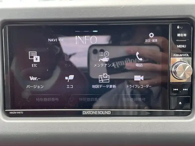 ダイハツ コペン セロS 千葉県 2017(平29)年 2.5万km ジョーヌイエロー 純正SDナビ(FM/AM/フルセグCD/DVD/Bluetooth)/バックカメラ/横滑り防止装置/ルーフラッピング/MOMOステアリング/レカロシート/ビルシュタイン製ショック/ETC/ドライブレコーダー/LEDヘッドライト/フォグランプ/純正16インチAW/シートヒーター/プッシュスタート/スマートキー/フロアマット/取扱説明書/保証書