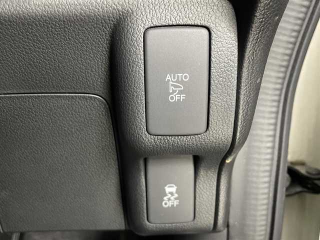 ホンダ Ｎ ＢＯＸ カスタム G Lパッケージ 大分県 2017(平29)年 10.4万km プレミアムホワイトパールⅡ 社外ナビ/フルセグ/DVD/Bluetooth/バックカメラ/オートキセノンライト/ビルトインETC/片側パワスラ/リアサンシェイド/社外シートカバー/社外フロアマット/純正14インチAW/スマートキー