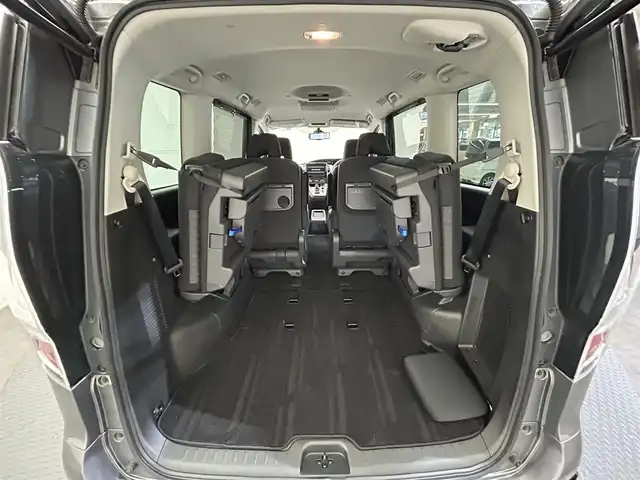日産 セレナ e－パワー ハイウェイスター V 愛媛県 2022(令4)年 2.5万km ダークメタルグレー/ダイヤモンドブラック ・プロパイロット/・純正10インチナビゲーション/・Bluetooth/フルセグテレビ/DVD/・フリップダウンモニター/・アラウンドビューモニター/・両側パワースライドドア/・LEDヘッドライト/・ドライブレコーダー/・ETC/・クルーズコントロール/・スマートキー/・コーナーセンサー
