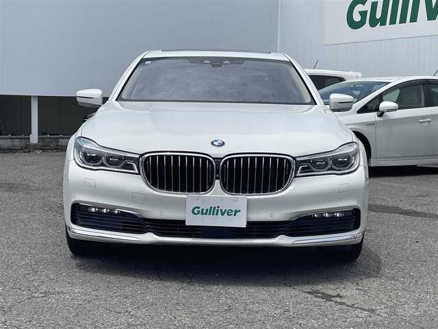 ＢＭＷ ７４０ｉ 740i 福島県 2016(平28)年 10.9万km アルピンホワイトⅢ サンルーフ/レザーシート/純正ナビ/全周囲カメラ/フルセグテレビ/Bluetooth接続/ハーマンカードン/クルーズコントロール/レーンアシスト /ドライブレコーダー/シートヒーター/パワートランク/純正19インチAW/アイドリングストップ/保証書/取説書