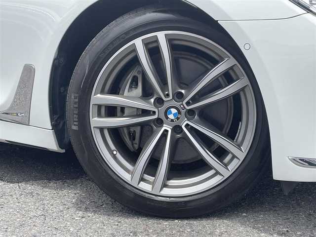ＢＭＷ ７４０ｉ 740i 福島県 2016(平28)年 10.9万km アルピンホワイトⅢ サンルーフ/レザーシート/純正ナビ/全周囲カメラ/フルセグテレビ/Bluetooth接続/ハーマンカードン/クルーズコントロール/レーンアシスト /ドライブレコーダー/シートヒーター/パワートランク/純正19インチAW/アイドリングストップ/保証書/取説書