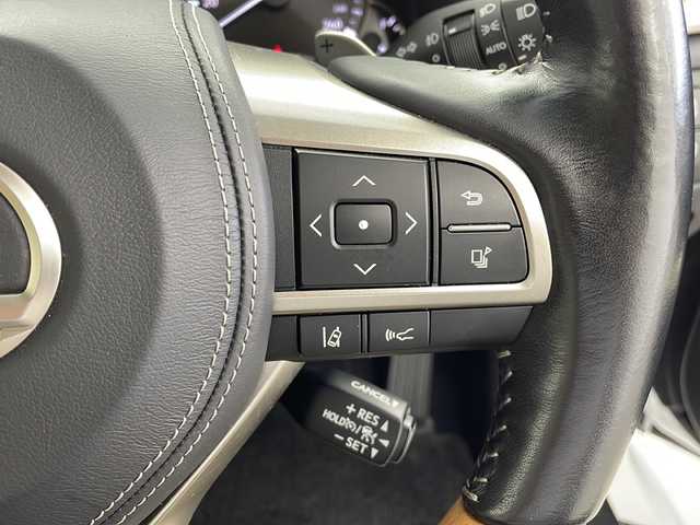 レクサス ＧＳ 300h バージョンL 鹿児島県 2016(平28)年 4万km ソニッククォーツ メーカーOPナビ/（AM/FM/CD/DVD/Bluetooth）/バックカメラ/セーフティシステムプラス/・プリクラッシュセーフティシステム/・レーンキーピングアシスト/・オートマチックハイビーム/・レーダークルーズコントロール/シートヒーター/シートベンチレーション/三眼LEDライト/前席パワーシート/スマートキー/フルセグTV/パワーバックドア/革巻きステアリングホイール/ステアリングヒーター/ブラインドスポットモニター/ヘッドアップディスプレイ