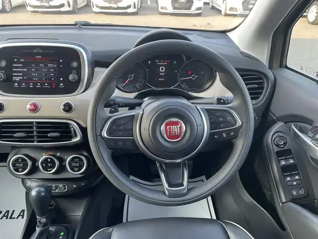 フィアット ５００Ｘ クロス 滋賀県 2019(令1)年 4.6万km ベージュ 車体カラー（カプチーノベージュ）/ワンオーナー/パワーシート（前席）/シートヒーター（前席）/純正フロアマット/純正17インチアルミホイール/LEDヘッドライト/純正ドアバイザー/パドルシフト/Bluetooth/AUX/USB/アイドリングストップ/ETC/ドライブレコーダー（前のみ）/クルーズコントロール/レーンキープアシスト/スマートキー/スペアキー1本/保証書/取説書