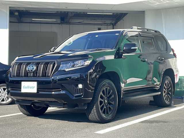 トヨタ ランドクルーザー プラド TX Lパッケージ マットブラED 京都府 2023(令5)年 3.7万km ブラック 純正ディスプレイオーディオ　ナビ　Ｂｌｕｅｔｏｏｔｈオーディオ　ＵＳＢ　アラウンドビューモニター　サンルーフ　ルーフレール　レーダークルーズコントロール　ブラインドスポットモニター　エアシート　７人乗
